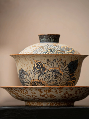 Sunflower hand-painted blue fire flower stone red three talents cover bowl ceramic tea cup
