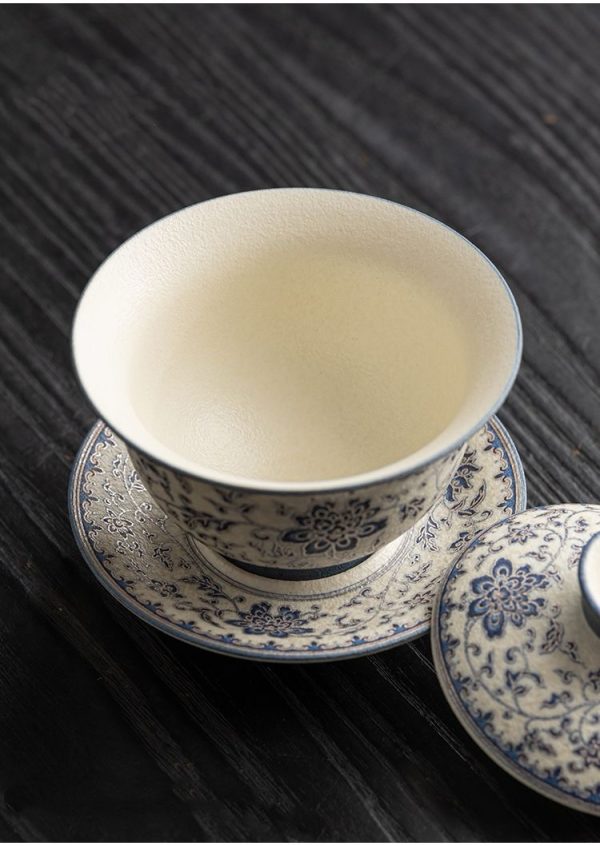 4c44e9bb8e13e64800da304d17752578 Blue and flower twig lotus three talents cover bowl tea cup
