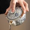 Blue and flower tangled lotus hand-grabbing pot lid bowl tea cup (2 cups per pot)